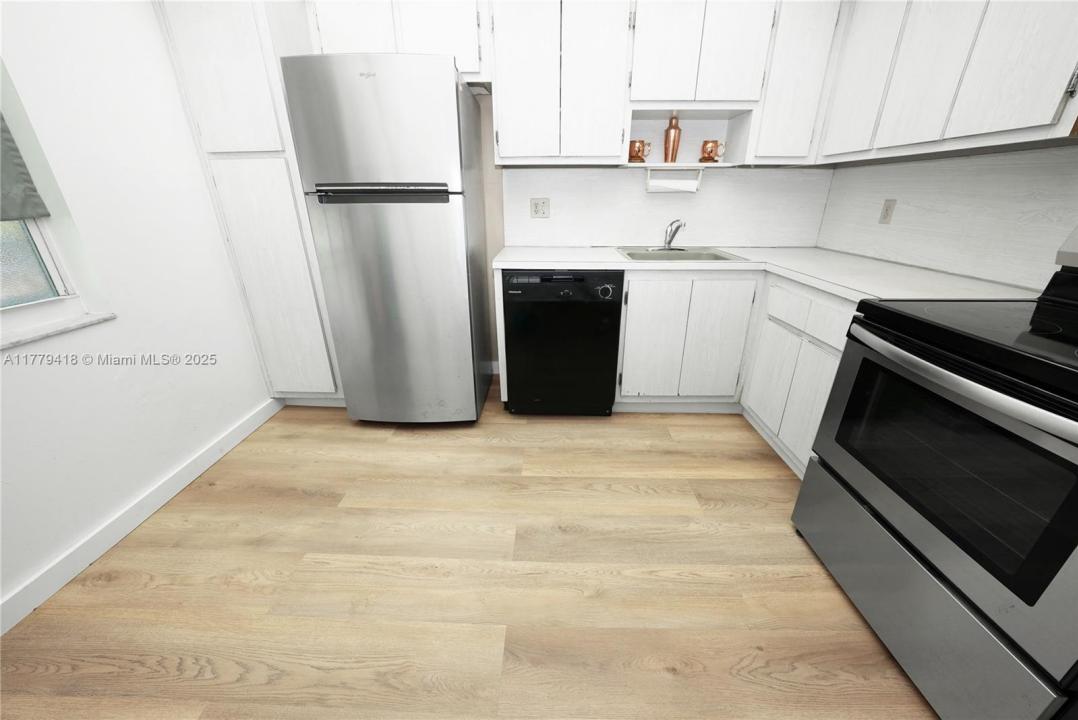 605 Oaks Dr 203, Pompano Beach, Florida 33069, Estados Unidos