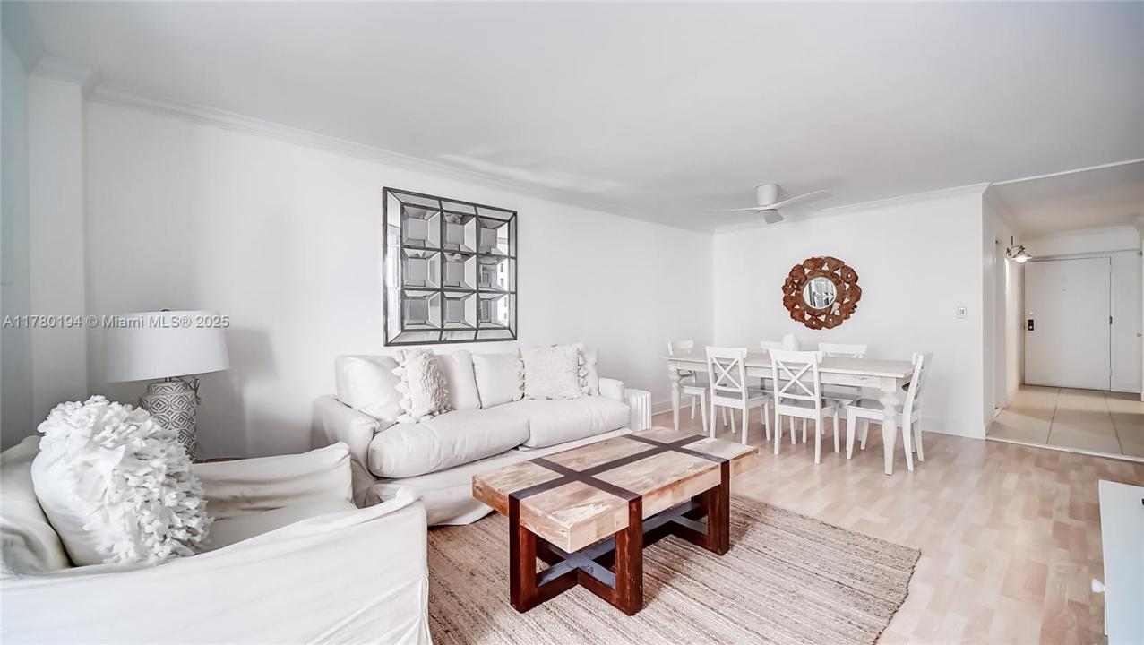 2401 Collins Ave 904, Miami Beach, Floride 33140, États-Unis