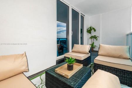 2301 Collins Ave 401, Miami Beach, Florida 33139, USA