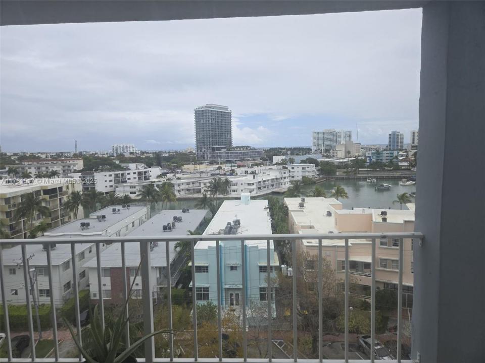 6900 Bay Dr 8I, Miami Beach, Florida 33141, Estados Unidos