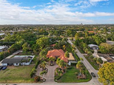 14503 SW 16th St, Davie, Florida 33325, Estados Unidos