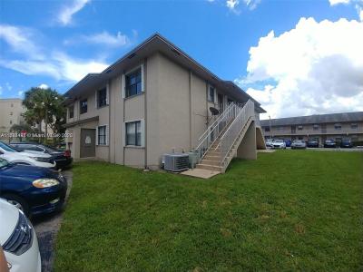 7662 SW 152nd Ave 3-22, Miami, Florida 33193, USA