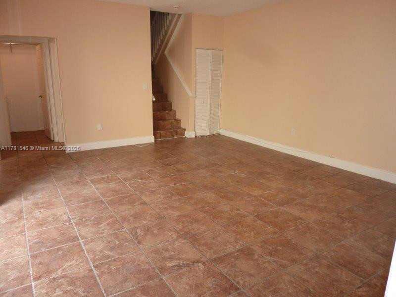 1551 Seagrape Way, Hollywood, Florida 33019, USA