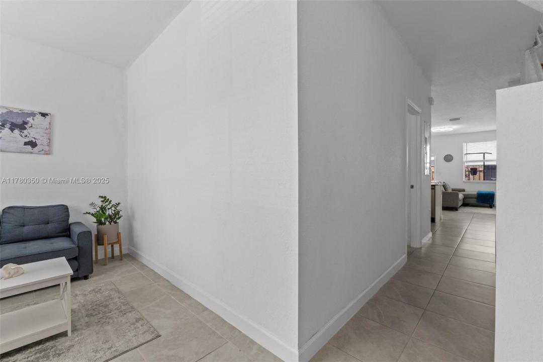 12204 NW 23rd Ct, Miami, Florida 33167, HOA KỲ