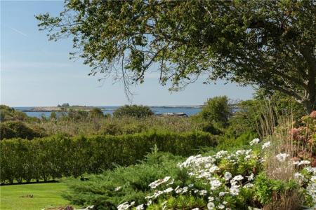 111 Ocean Avenue, Newport, RI 02840, USA