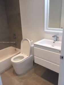 3300 NE 192nd St 505, Aventura, Florida 33180, USA