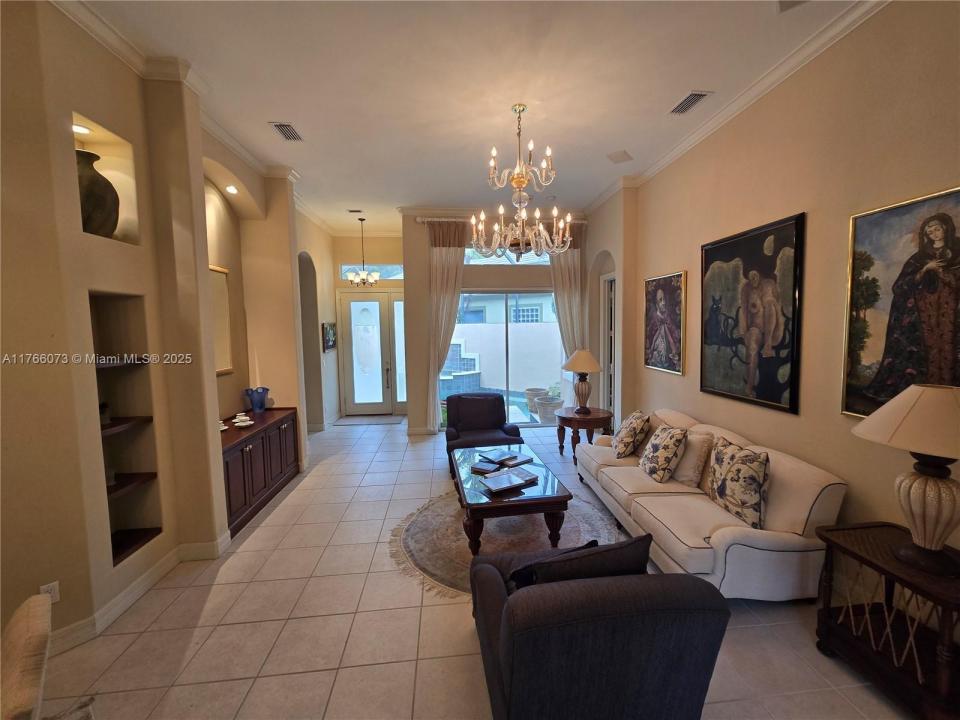 4208 Kensington High Street, Naples, Floride 34105, États-Unis
