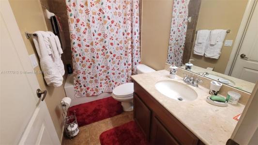 21203 NW 14th Pl 8-29, Miami Gardens, Florida 33169, USA