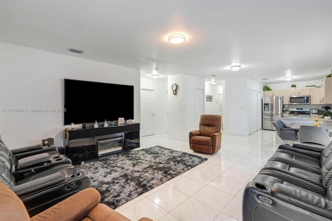 2326 NW 56th St, Miami, 플로리다 33142, 미국