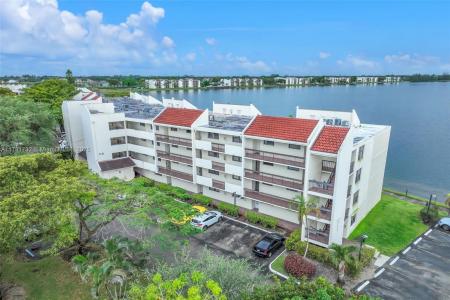 110 Lake Emerald Dr 404, Oakland Park, Florida 33309, USA