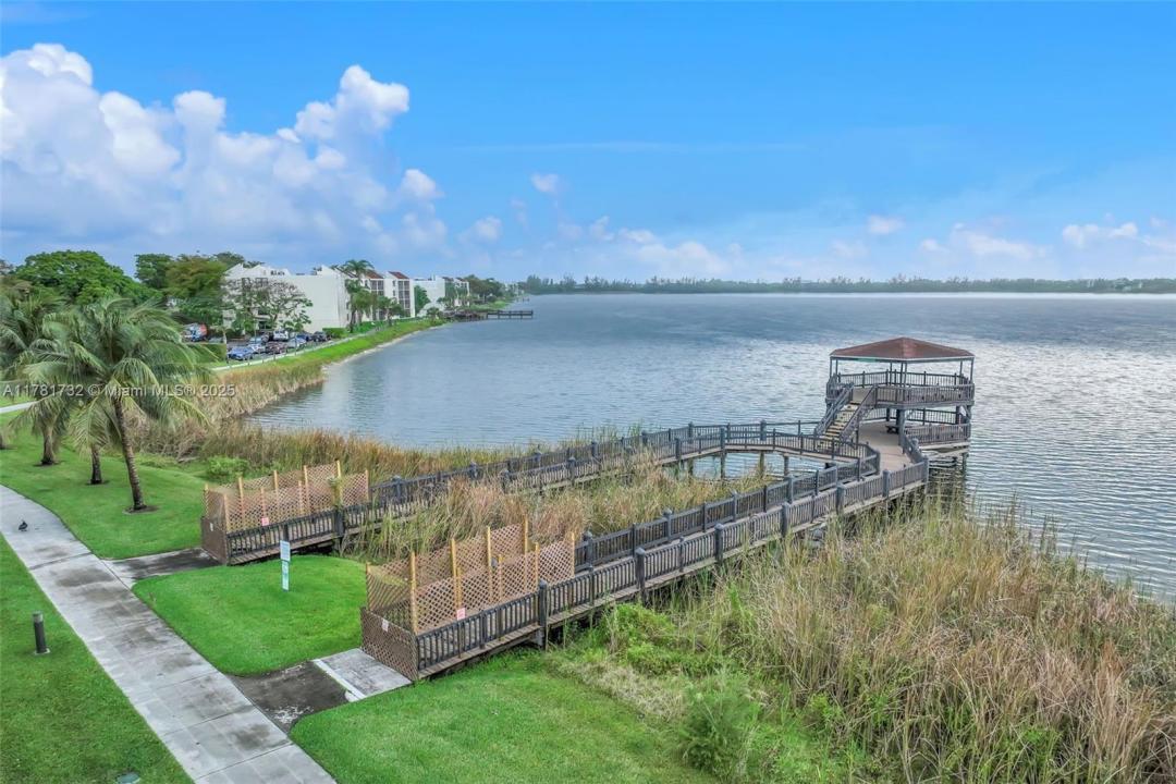 110 Lake Emerald Dr 404, Oakland Park, Florida 33309, Estados Unidos