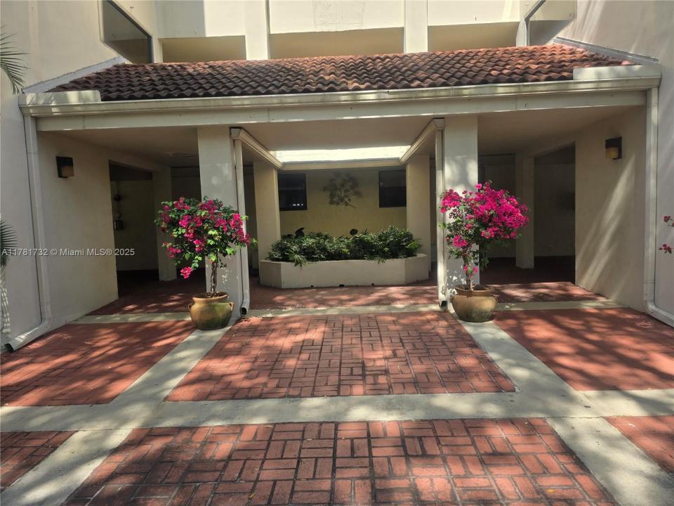 110 Lake Emerald Dr 404, Oakland Park, Florida 33309, Estados Unidos
