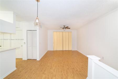 17150 N Bay Rd 2322, Sunny Isles Beach, Florida 33160, USA