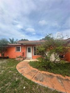 17930 NW 42nd Pl, Miami Gardens, Florida 33055, USA