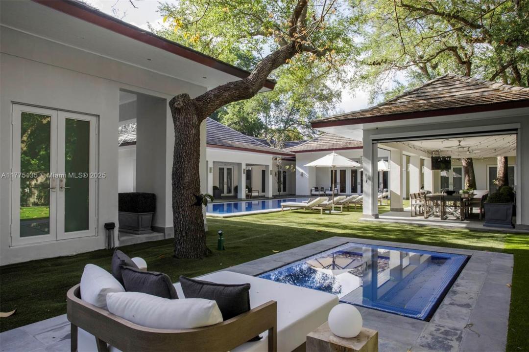 4100 Kiaora St, Miami, Florida 33133, HOA KỲ