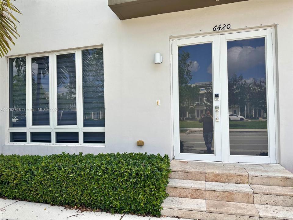 6420 NW 104th Path 6420, Doral, Florida 33178, Stati Uniti