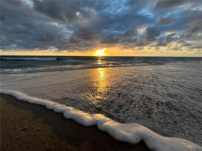 125 Ocean Ave 214, Palm Beach Shores, Florida 33404, USA