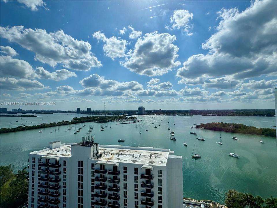 7929 West Dr 702, North Bay Village, Flórida 33141, Estados Unidos