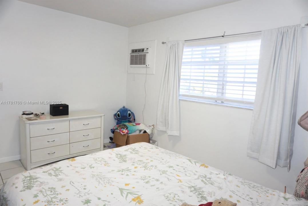 6565 Santona St B5, Coral Gables, Florida 33146, Estados Unidos