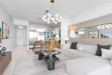 2020 N Bayshore Dr 1205, Miami, Florida 33137, USA