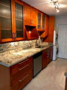 2900 Banyan St 202, Fort Lauderdale, Florida 33316, USA