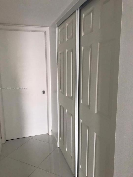 1717 N Bayshore Dr A-3542, Miami, Floride 33132, États-Unis