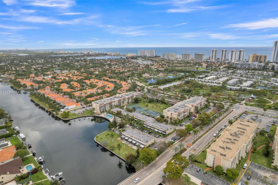 2101 Atlantic Shores Blvd 201, Hallandale Beach, 佛罗里达州 33009, 美国