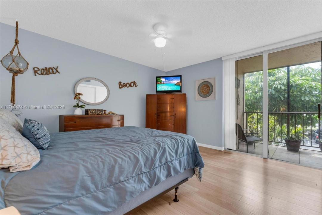 2101 Atlantic Shores Blvd 201, Hallandale Beach, 佛罗里达州 33009, 美国