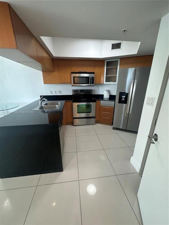 1750 N Bayshore Dr 3702, Miami, Florida 33132