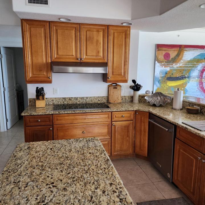 4180 N Highway A1a 1105, Hutchinson Island, Florida 34949, Estados Unidos