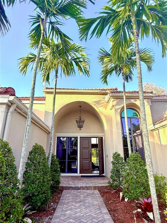 400 Alexandra Cir, Weston, Florida 33326