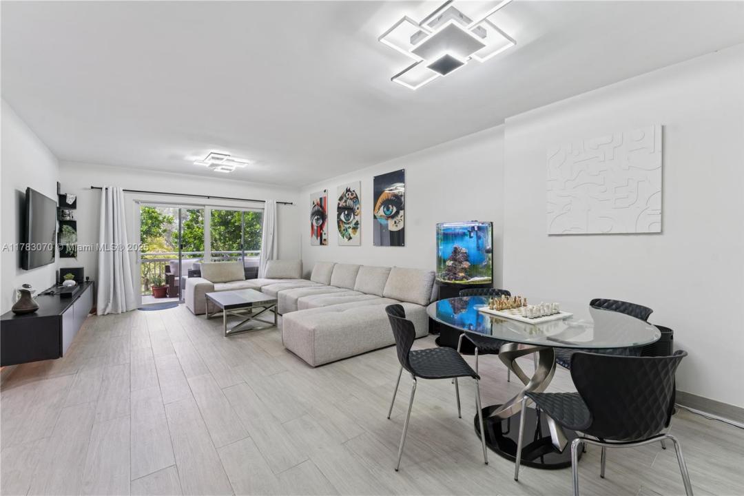 4400 Hillcrest Dr 303B, Hollywood, 佛罗里达州 33021, 美国