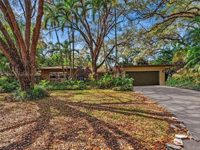 5850 SW 37th Ave, Dania Beach, Florida 33312, USA