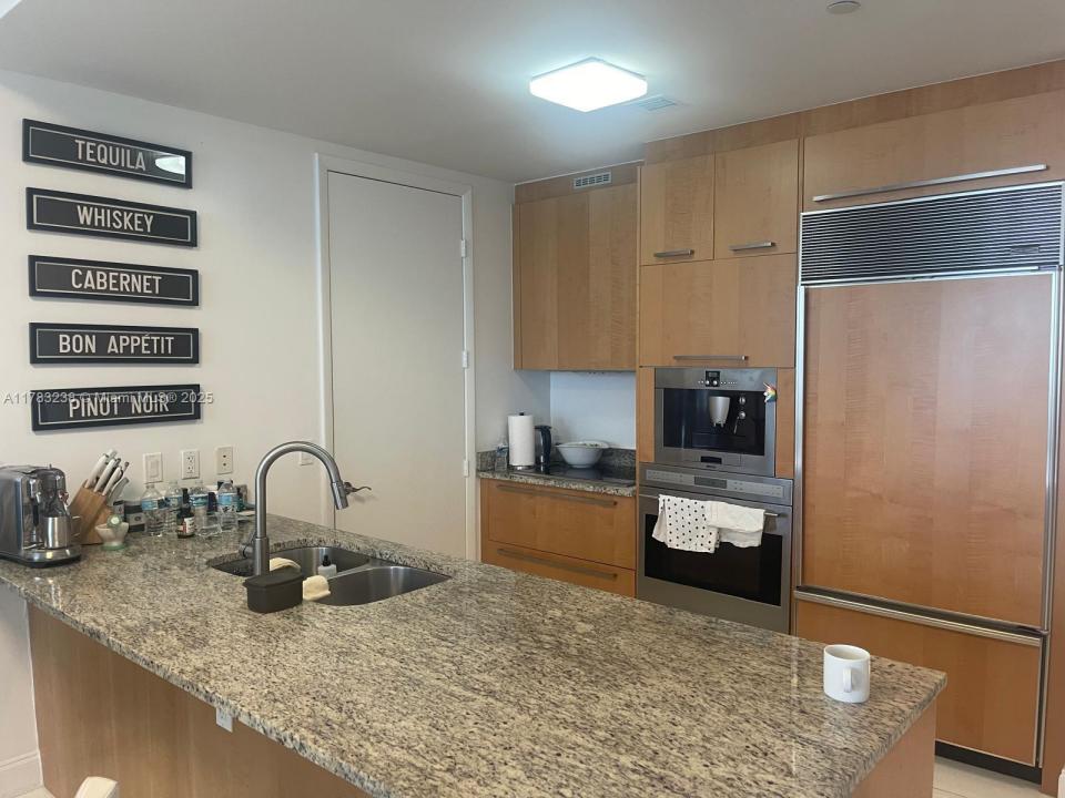 15811 Collins Ave 1402, Sunny Isles Beach, Florida 33160, Stati Uniti
