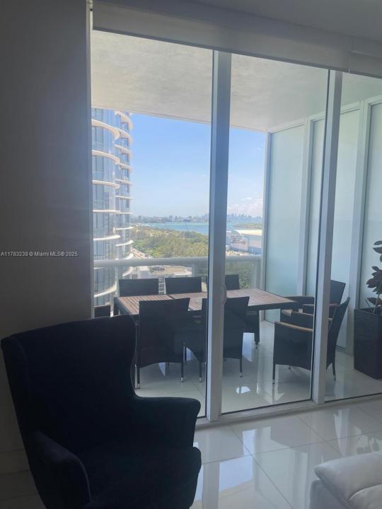 15811 Collins Ave 1402, Sunny Isles Beach, Florida 33160, Stati Uniti