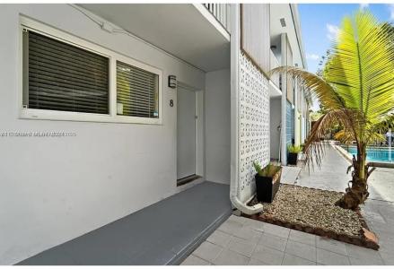 6805 SW 88th St 13, Pinecrest, Florida 33156, USA