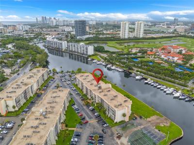 601 Three Islands Blvd 304, Hallandale Beach, Florida 33009, USA