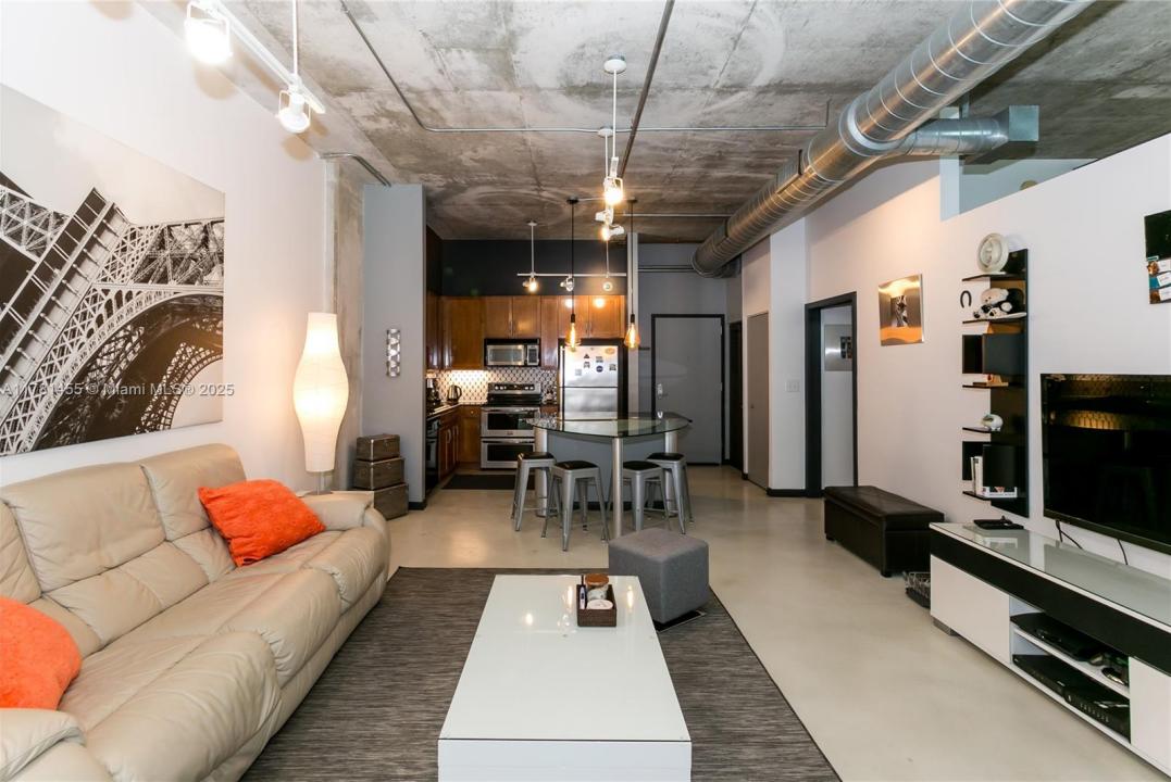 2001 Biscayne Blvd 3306, Miami, Флорида 33137, Соединенные Штаты