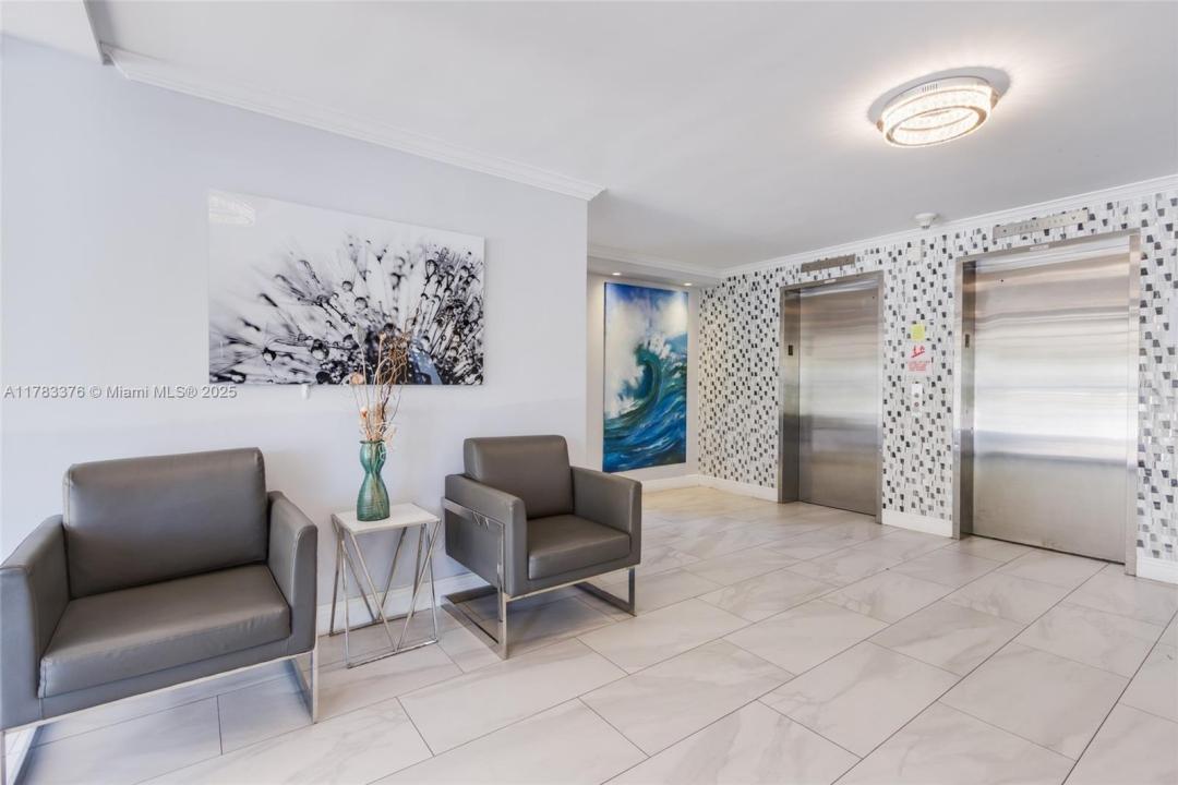 2671 S Course Dr 506, Pompano Beach, Florida 33069