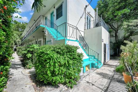 544 Michigan Ave 9, Miami Beach, Florida 33139, USA