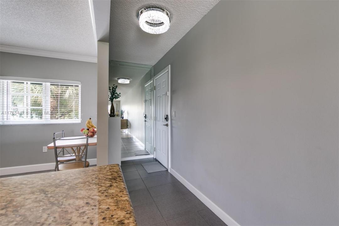 4020 Crystal Lake Dr 209, Deerfield Beach, 佛羅里達州 33064, 美國
