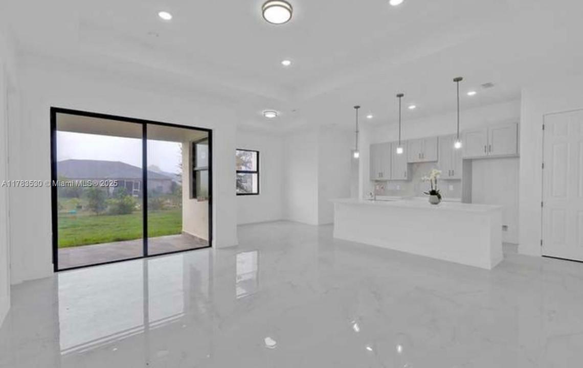 3509 23rd ST SW, Lehigh Acres, فلوريدا 33976, الولايات المتحدة