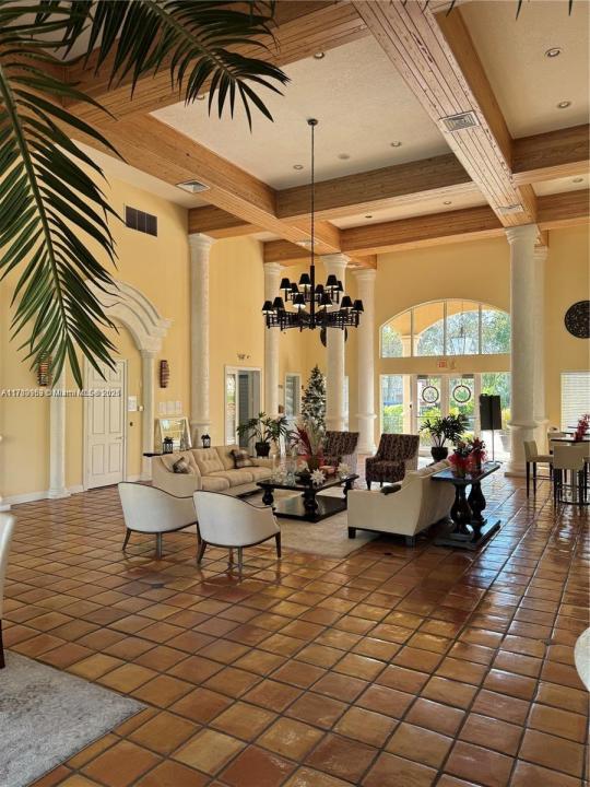 11631 SW 2nd St 20101, Pembroke Pines, 佛罗里达州 33025, 美国