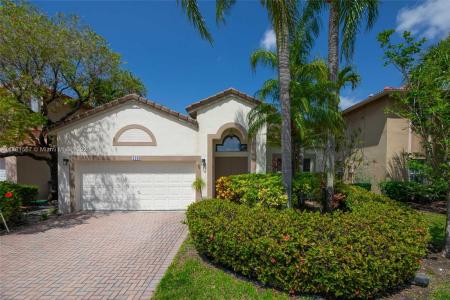 1490 SW 159th Ave, Pembroke Pines, Florida 33027, USA
