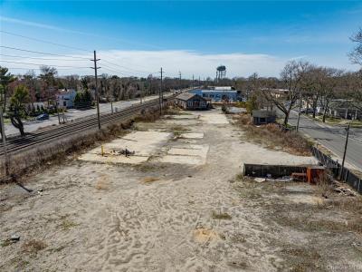 245 Orinoco Drive, Islip, New York 11718, États-Unis