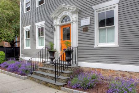 204 Spring Street, Newport, RI 02840, USA