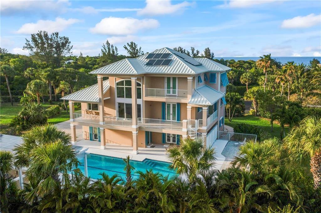 2275 Genesea Lane, Vero Beach, Florida 32963