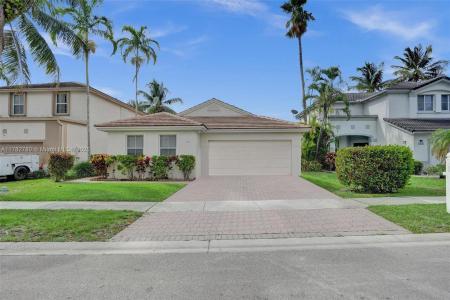 7324 NW 1st Pl, Plantation, Florida 33317, USA