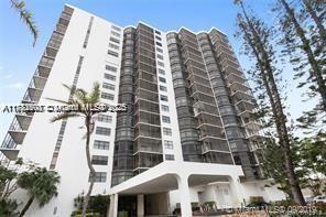 20100 W Country Club Dr PH-03, Aventura, Florida 33180, Amerika Birleşik Devletleri