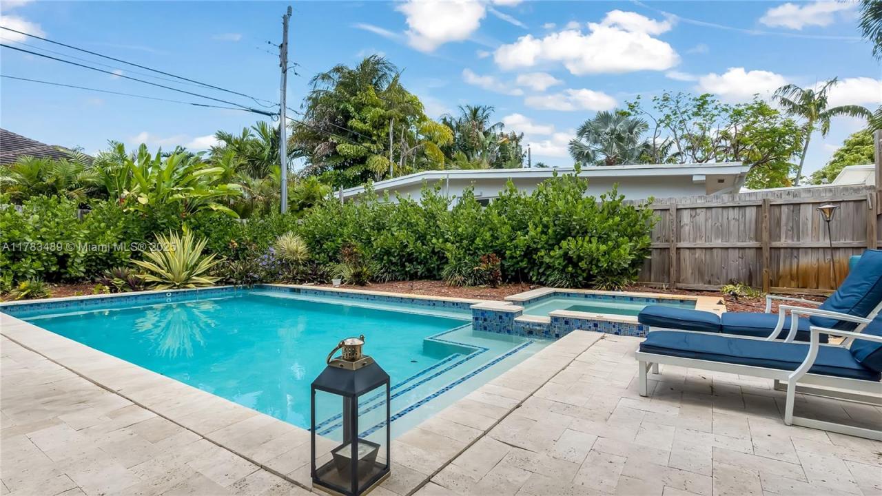 1621 N Victoria Park Rd, Fort Lauderdale, Florida 33305, Estados Unidos